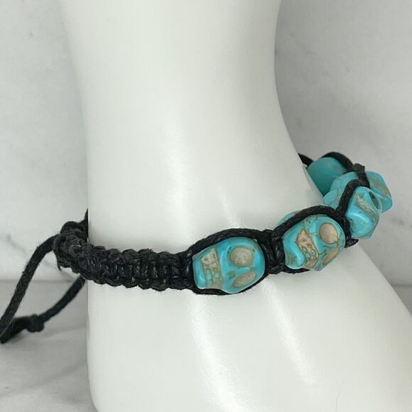 Faux Turquoise Skull Beaded Adjustable Bracelet - Picture 3 of 8